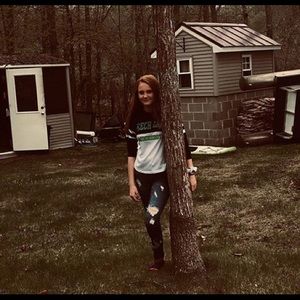 Meet your Posher, Alyssa